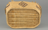 Klickitat%20artist%2C%20%3Cb%3E%3Ci%3E%20Klickitat%20Serving%20Basket%3C%2Fi%3E%3C%2Fb%3E%2C%201920%2F1940%2C%20cedar%20root%20and%20beargrass%2C%20The%20Elizabeth%20Cole%20Butler%20Collection%2C%20no%20known%20copyright%20restrictions%2C%202012.92.73
